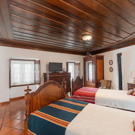 Pensjonat Casa Da Avo Genoveva Tomar Zewnętrze zdjęcie